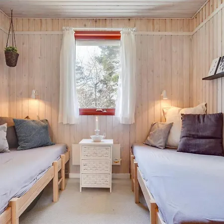 Golubinka - 500m From The Sea In Djursland And Mols By Interhome *