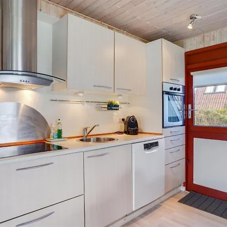 Golubinka - 500m From The Sea In Djursland And Mols By Interhome * Glesborg